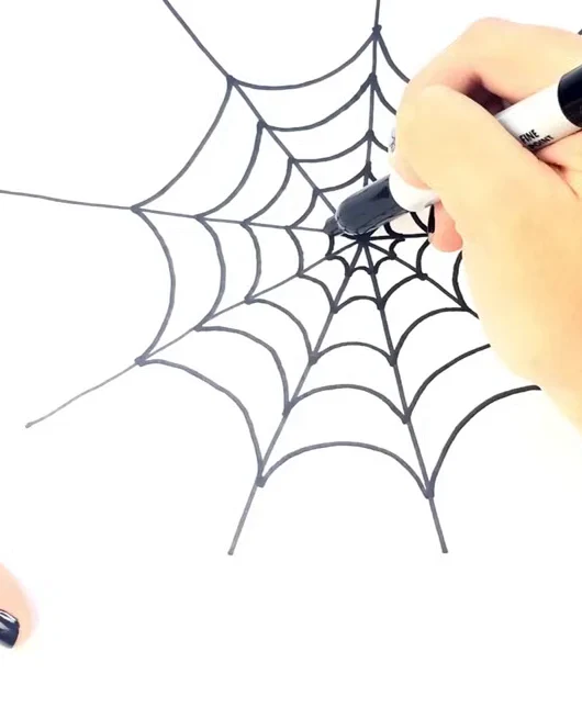 Spider web drawing built on guide lines